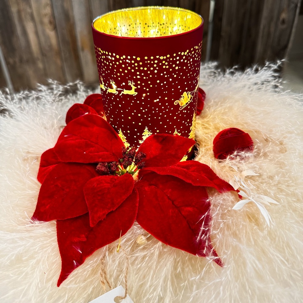 Holiday Table Decor